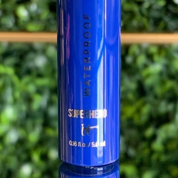 IT Cosmetics Superhero Volumizing Waterproof Mascara | NEW | Mini 5mL Super Hero - Picture 3 of 11
